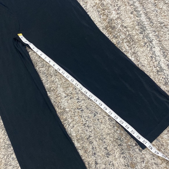 Chicos, easy ware, pool on pants no ironing size 2 short (12) - Picture 5 of 7